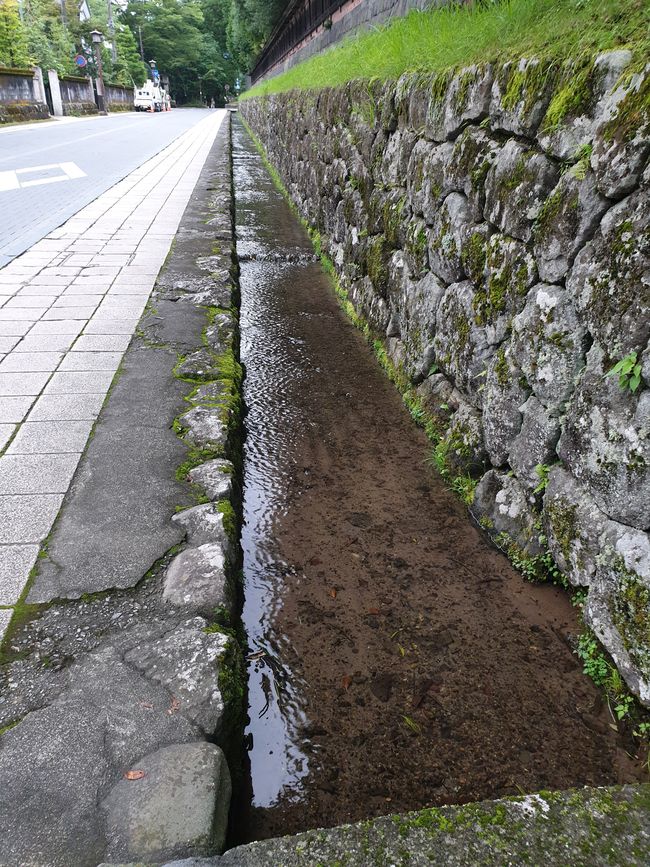 Überall schöne Wasserkanäle