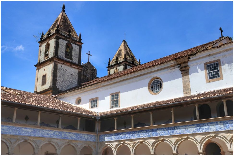 Igreja de São Francisco mit ihren Kreuzgang