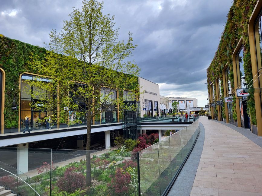 Outlet Center