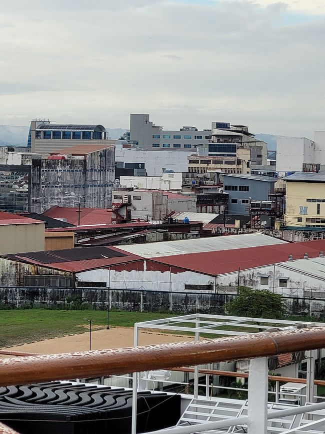 Day 40 of 175: World Cruise - Colón/Panama