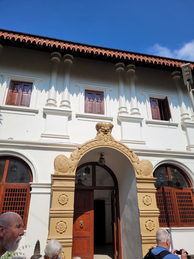Tag 124 und 125 von 175: Kreuzfahrt rund um die Welt - Colombo/Sri Lanka und Seetag