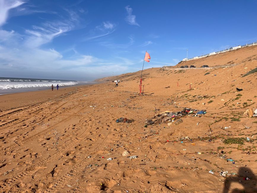 Parking at Khalid's farm in Moulay Bousselham - a small oasis