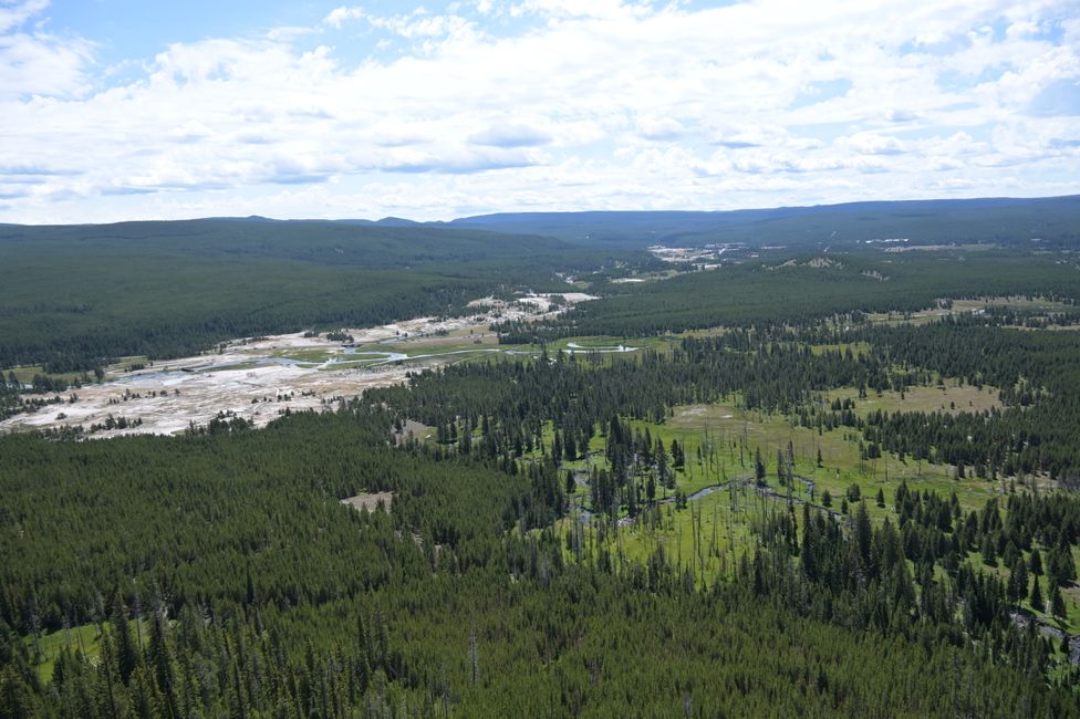 Sentier Mystic Falls Loop - Vue sur le bassin supérieur des geysers