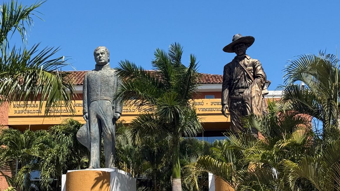 Monumento agli eroi della Patria