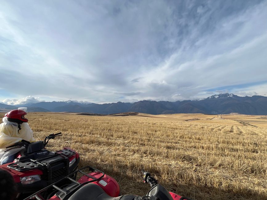 Tag 13
Quad Bike Fahrt nach Moray und den Salzfeldern