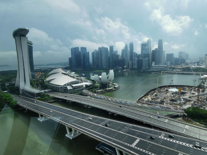 Abschiednehmen von Bali und Weiterreise sowie erster Tag in Singapur