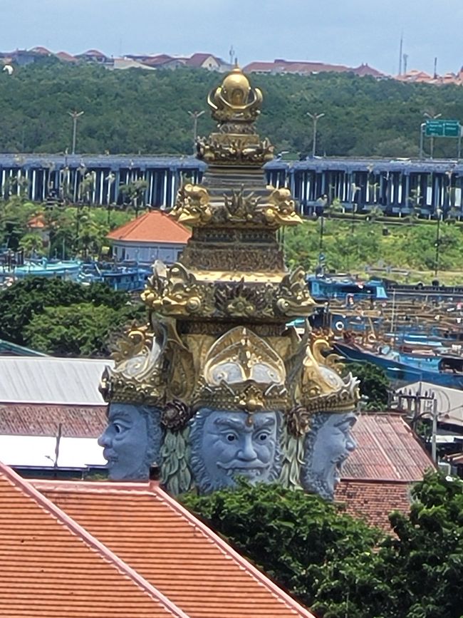 Jour 111 et 112 sur 175 : Croisière autour du monde - Benoa/Bali