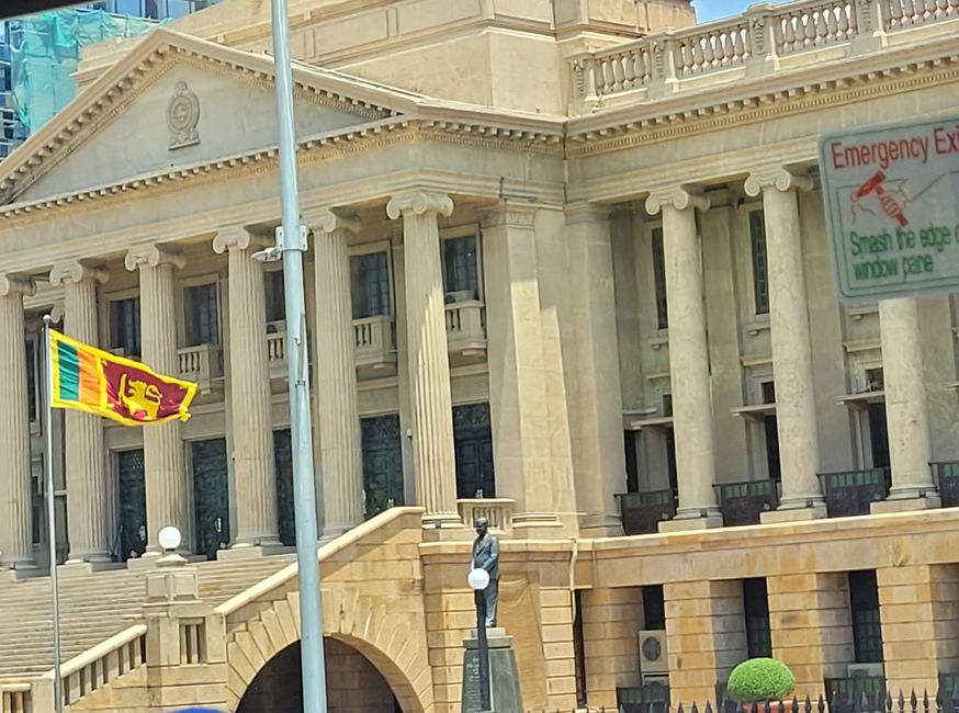 Tag 124 und 125 von 175: Kreuzfahrt rund um die Welt - Colombo/Sri Lanka und Seetag