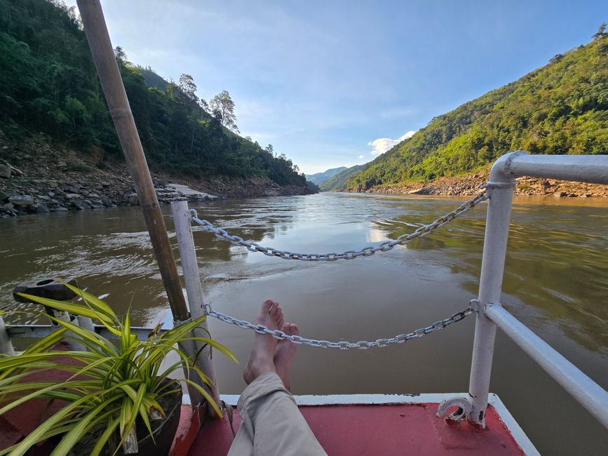 Auf dem Mekong von Luang Prabang nach Ban Houayxay