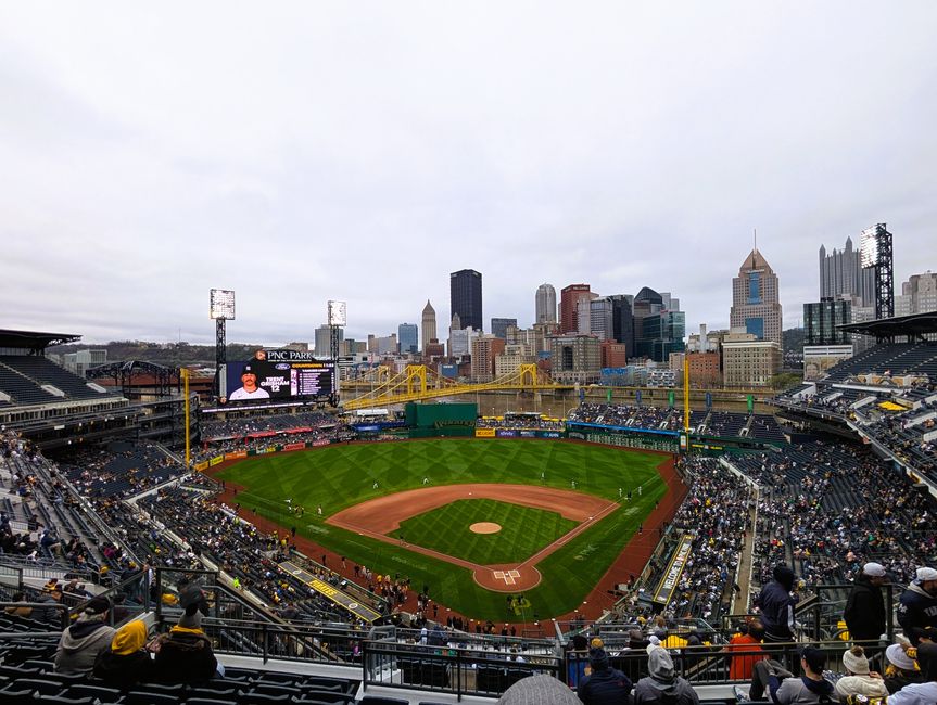 Baseball Spiel schauen mit Austin und Candice