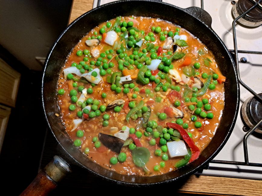 Marktschreier und Paella
