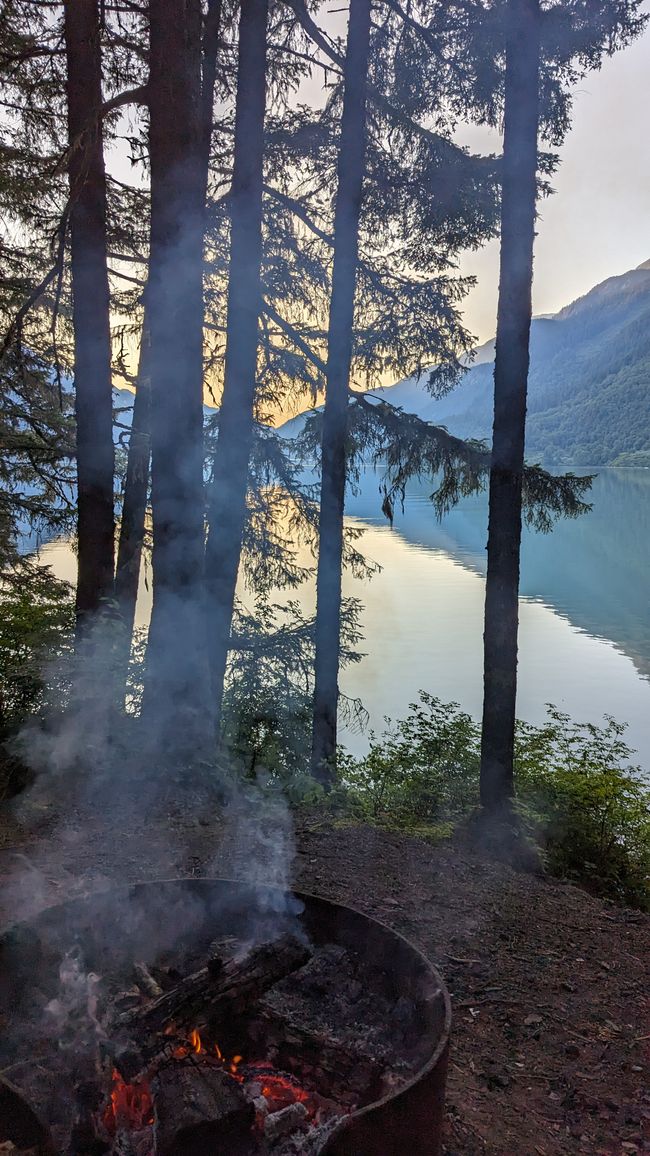 Day 25: Chilkoot Lake & more 'Bear' than we would like