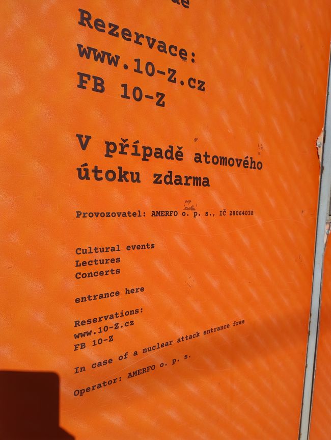Urgent Cafe
