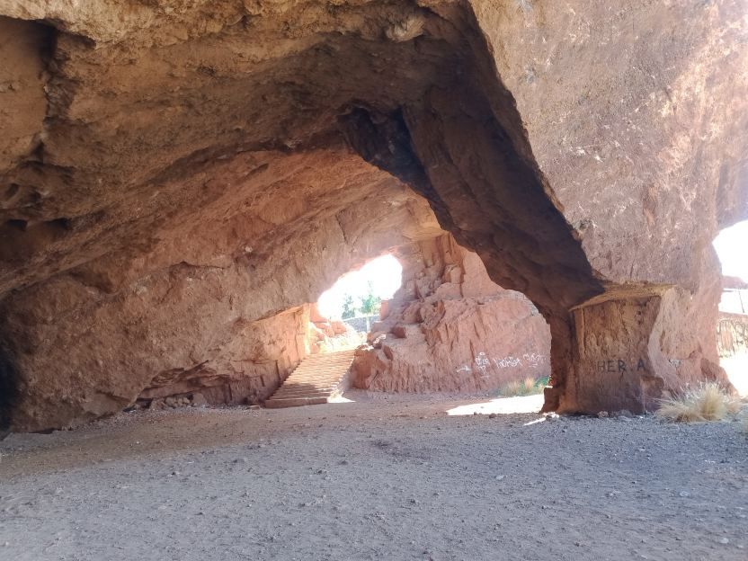 Cueva Rojo