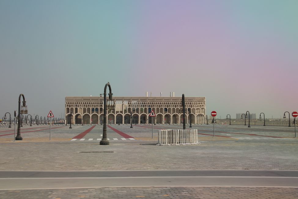 Etiqueta 23: En camino en Doha y el desierto
