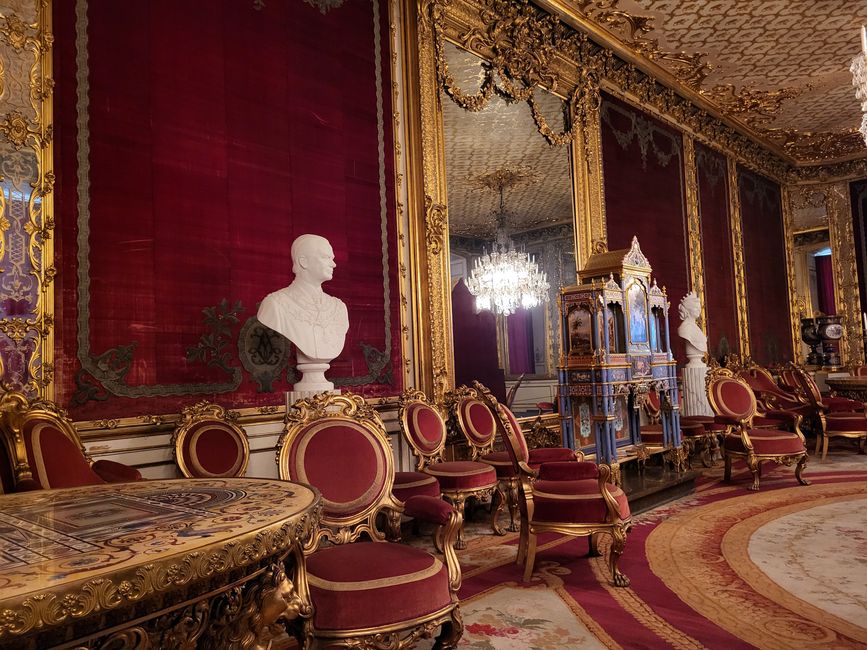 Dentro il palazzo