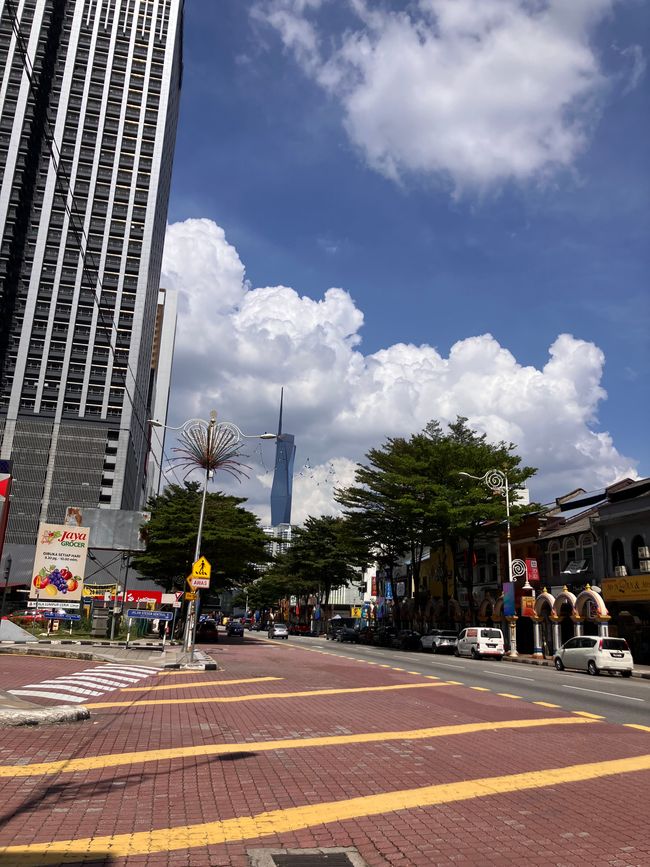 Kuala Lumpur: Fremad, opad - koste hvad det vil