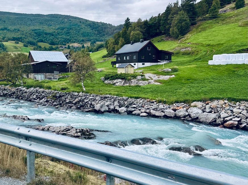 Día de viaje - Bienvenido de nuevo a Sogndal