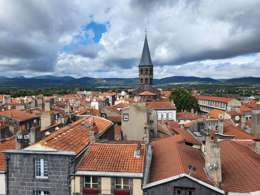 Blick auf Riom vom “Tour d'Horloge”