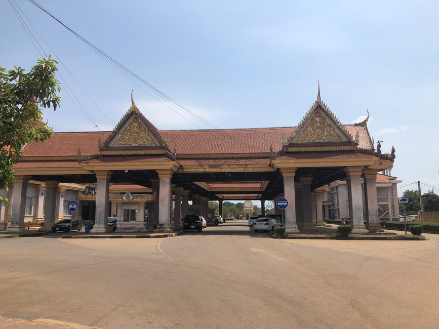 Von Vietnam 🇻🇳 über die Grenze nach Kambodscha 🇰🇭