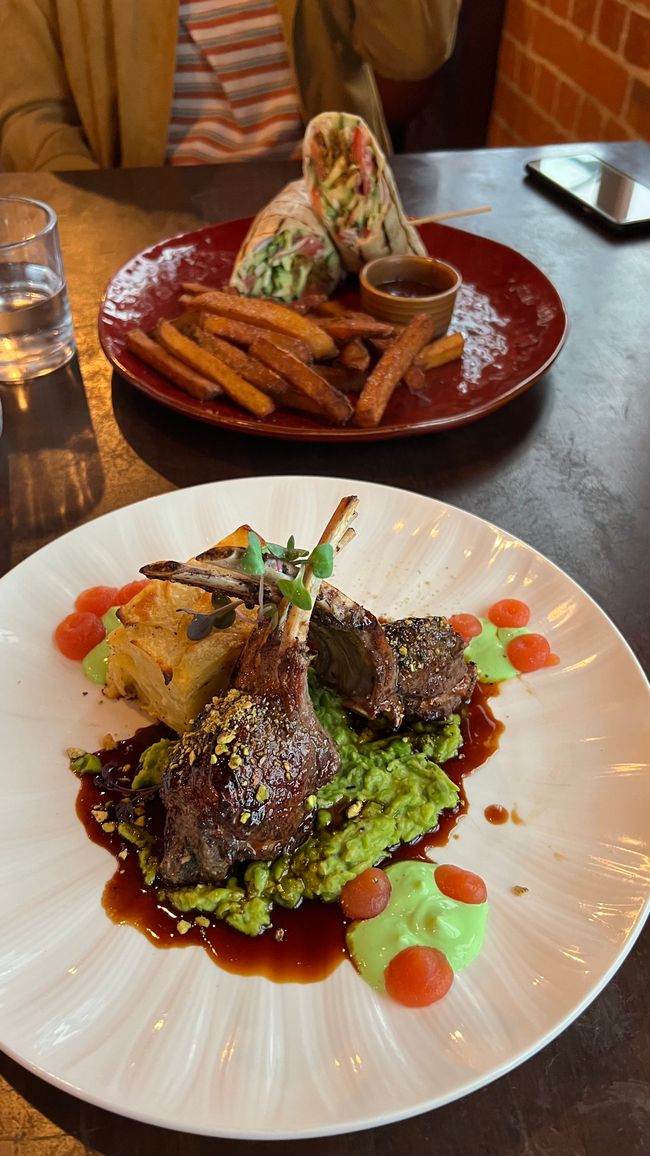 Geburtstags Abendessen - Lamm für Julian, Falafel Wrap mit Süßkartoffelpommes für Franzi