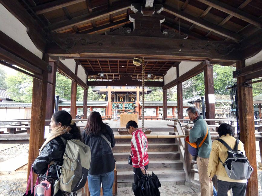 Kōbe and Nara, April 1, 2026