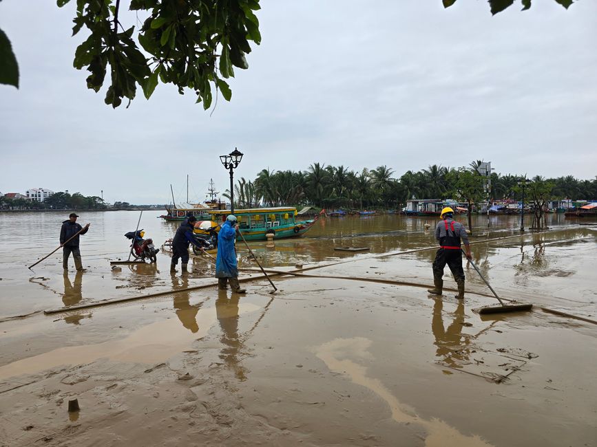 Hoi An - les travaux de nettoyage ont commencé