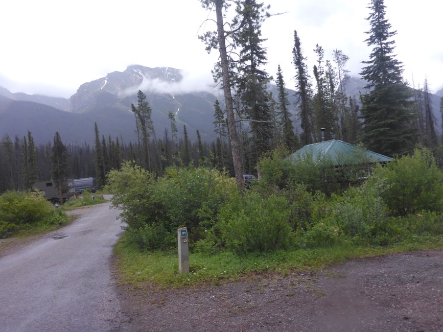 Petit déjeuner au camp de Honeymoon Lake