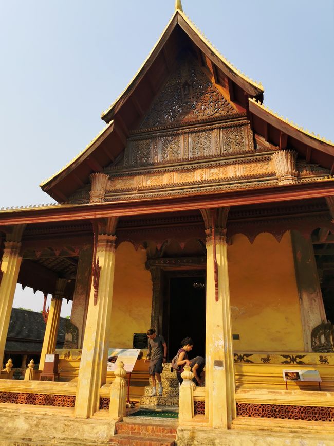 Vientiane - 1.5 days on a temple and museum tour