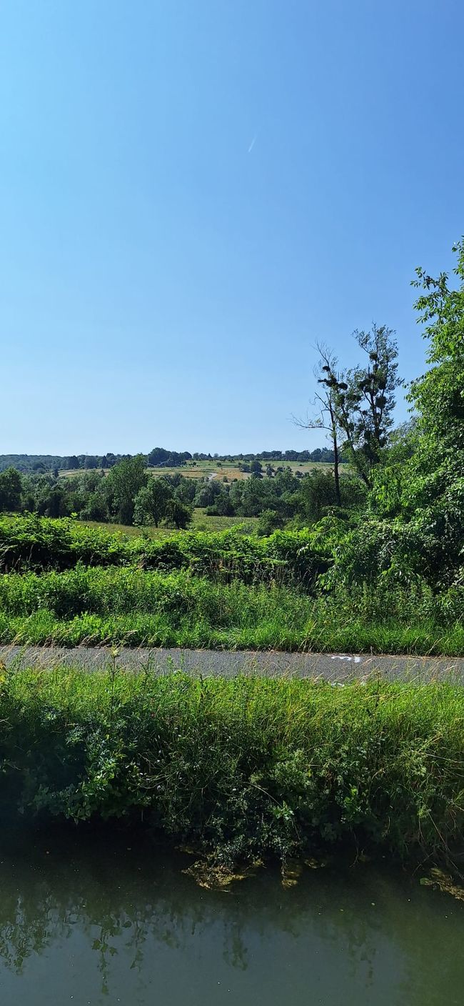 le canal à la Porte de Bourgogne