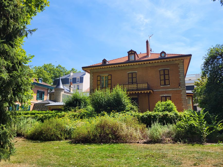 Villa