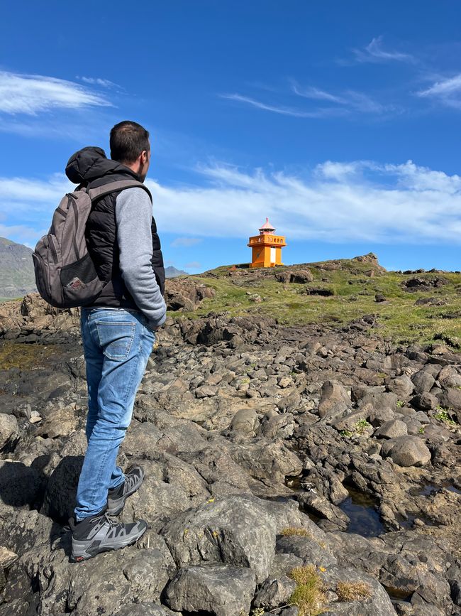 Le phare de Päpu