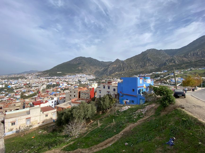 Chefchaouen von oben - noch nicht ganz so blau