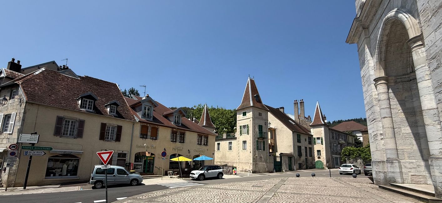 Grande Rue, Église de Baume les Dames