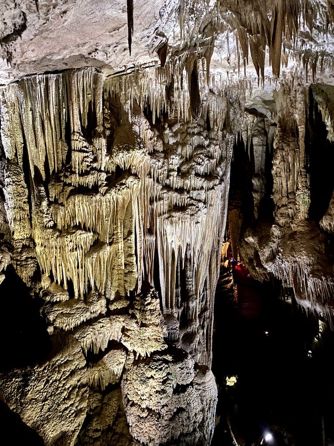 Tropfsteinhöhlenbesichtigung in Georgien - Prometheus Cave