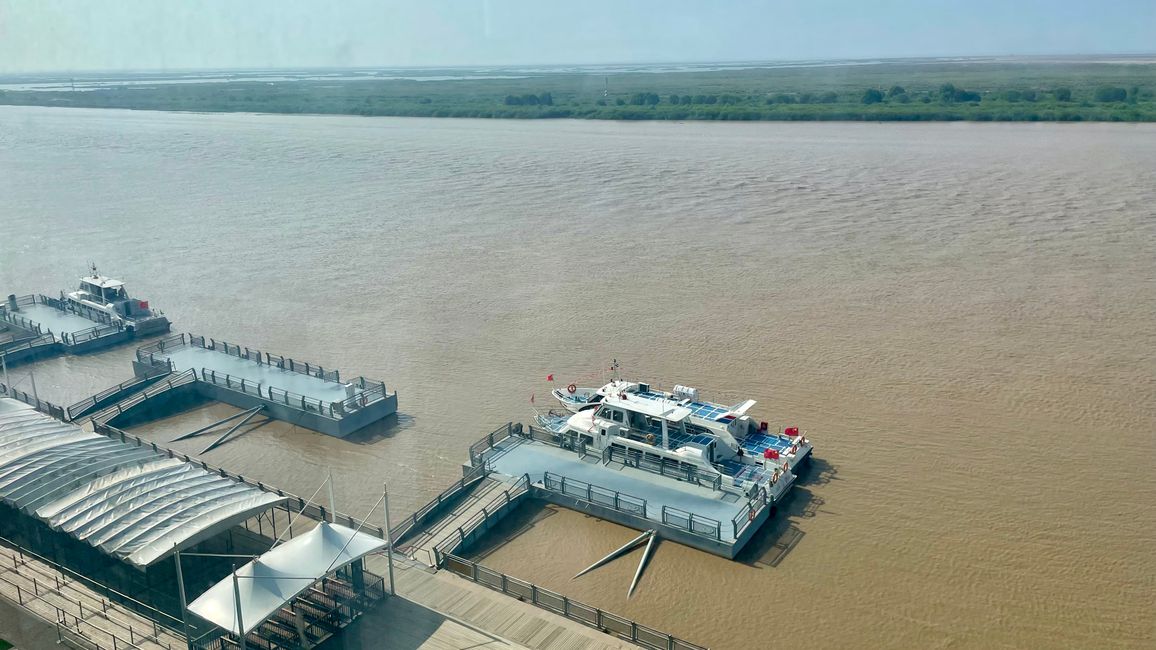 Jetty at the Yellow River for the excursion boats