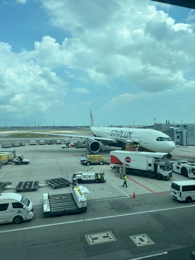 Starlux Airline