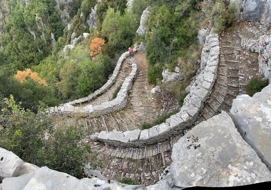 On the Vradeto Steps