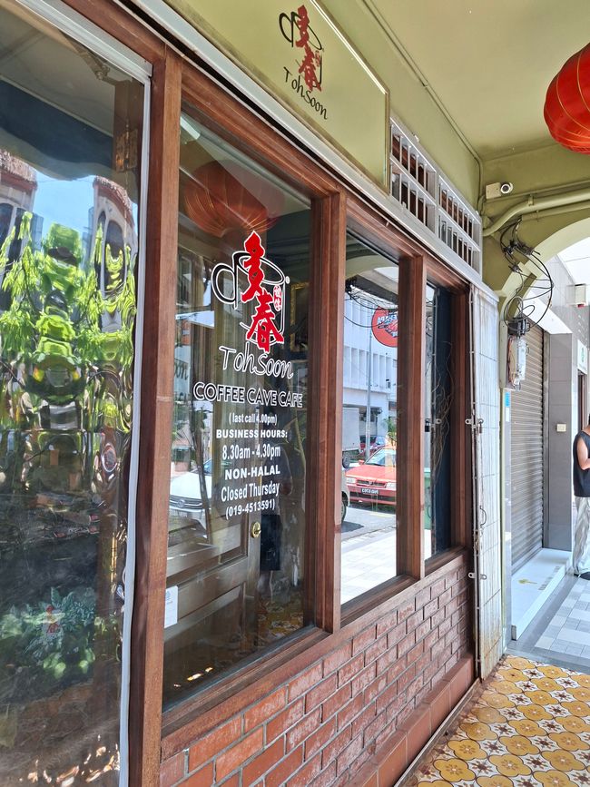 Amazing breakfast place with the kaya toast