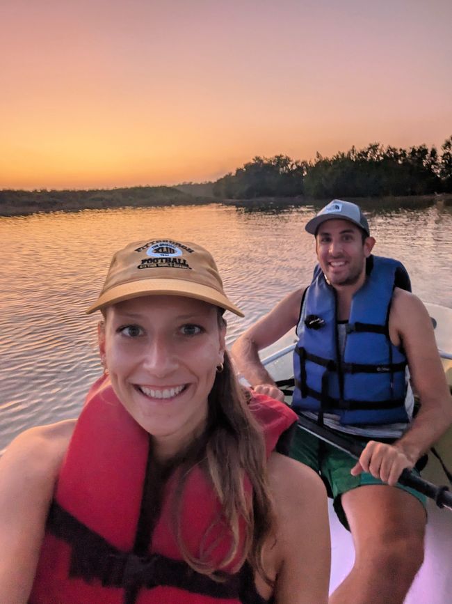 Tour in kayak al tramonto