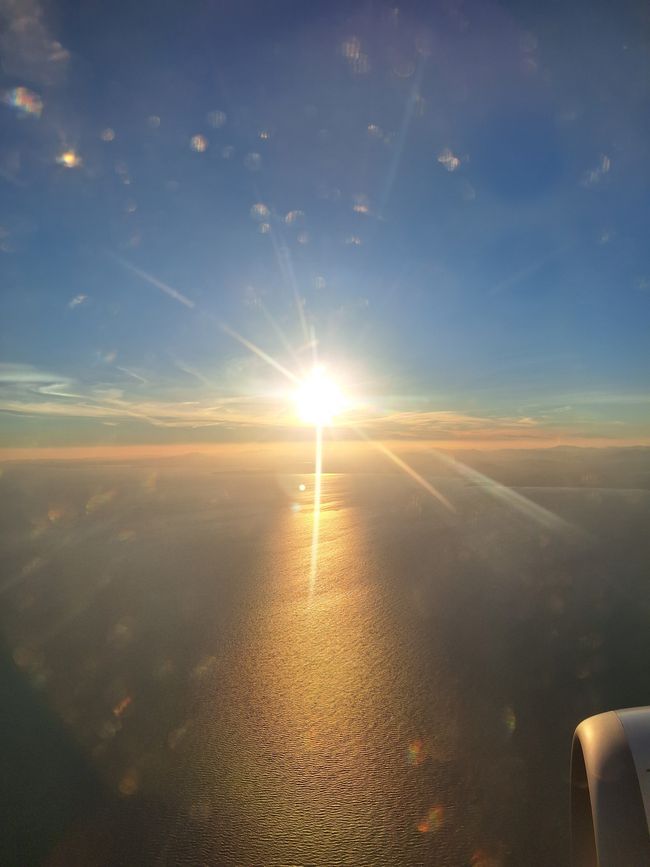 Sonnenschein ĂŒber den Wolken