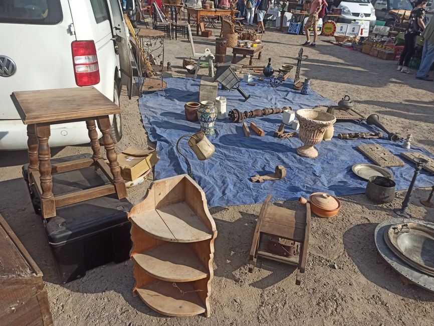 Mercadillo de 2ª mano "l'Encant de l'Empordà" (Verges, Baix Empordà, Girona)