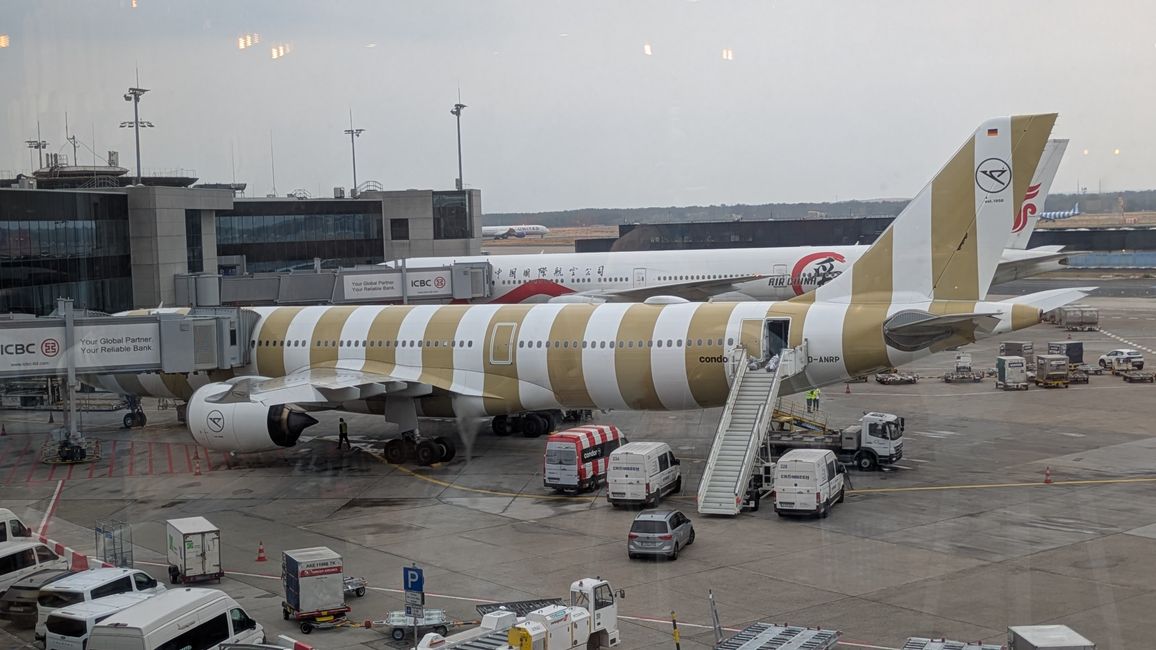 Tag 1: Flug nach Toronto