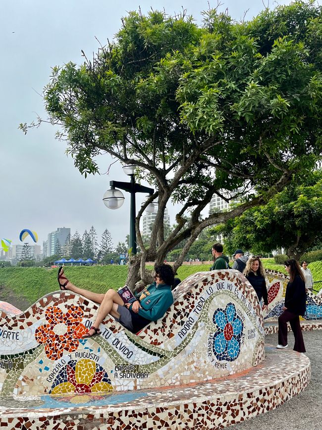 Lounging in Miraflores