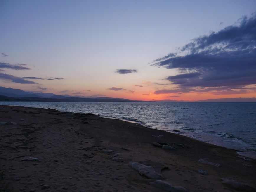 Il Lago Issyk Kul: Una piccola pausa al grande lago
