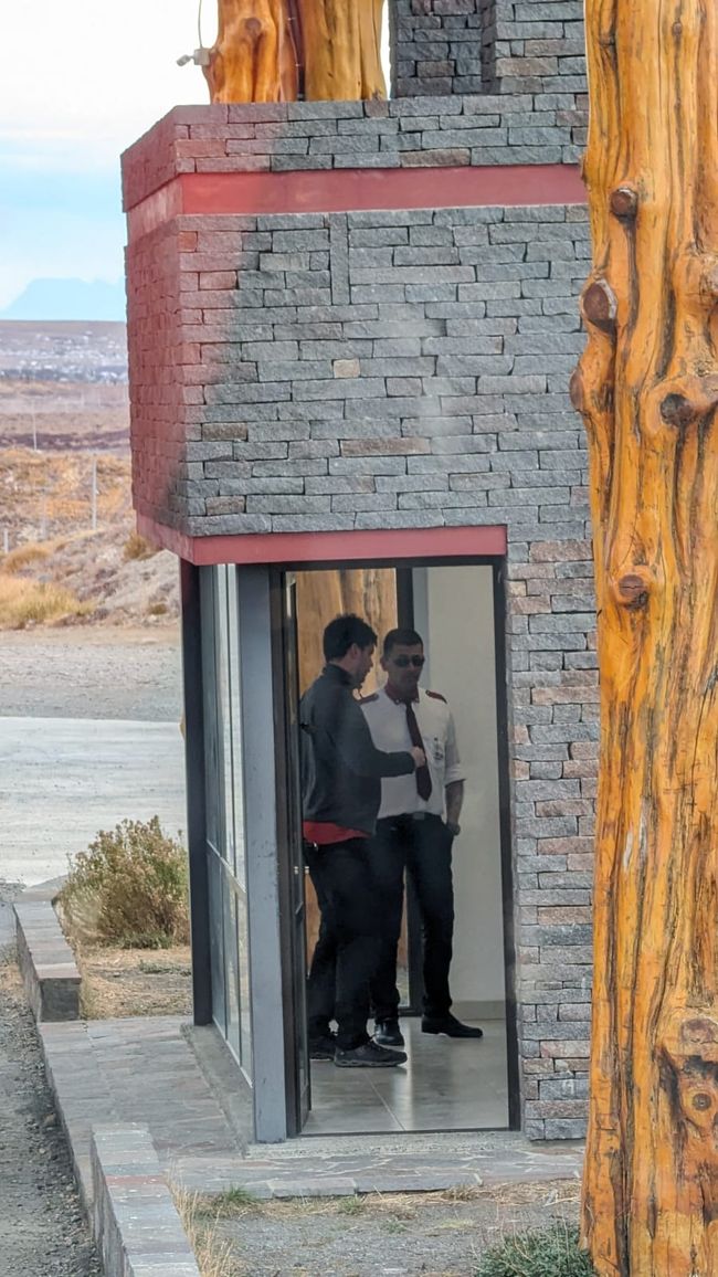 Mit dem Drogenkurier nach El Calafate :-)