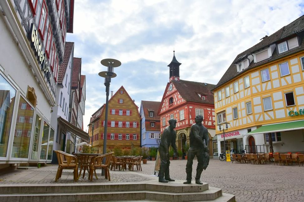 Fachwerk, Kunst und Kettensägen