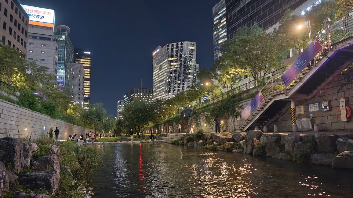 Cheonggyecheon Stream
