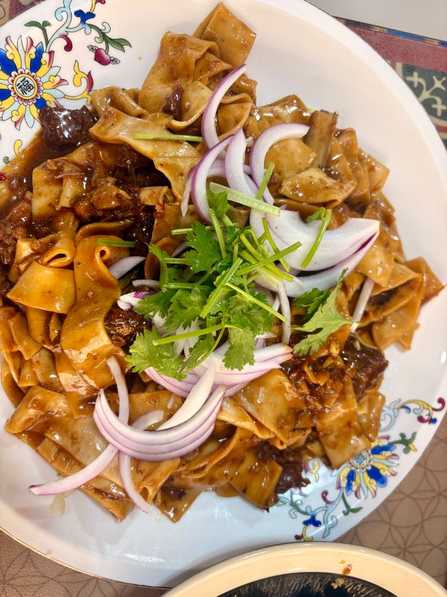 Noodles tirati a mano con carne d'agnello - un sogno