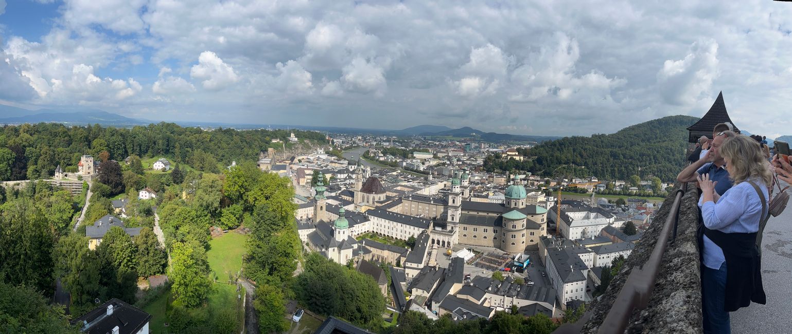 Dag 4
Idag gjorde vi Salzburg!